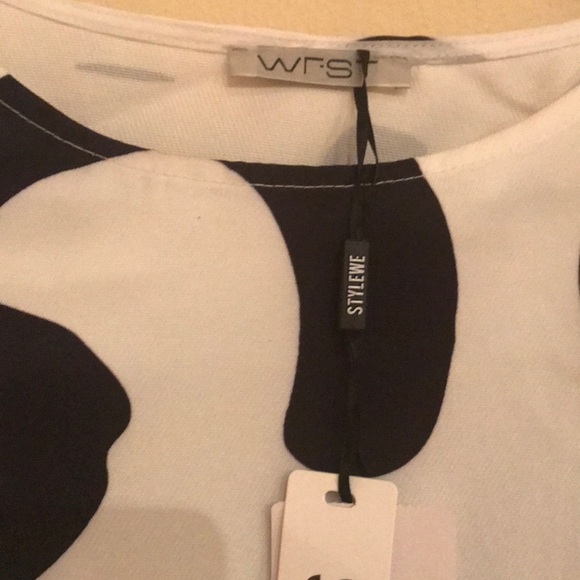 Black and white dress with net back - Picture 5 of 5